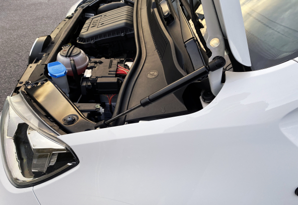 VW Up Haubenlift V4