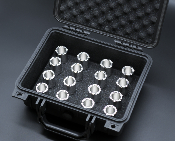 Preview: 16x Bremskolben Edelstahl - Audi RS6 4F C6 420mm Alcon Keramik + Dichtsatz